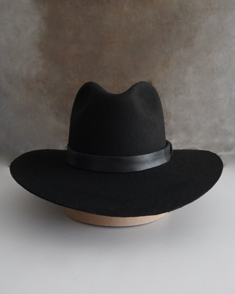 PETRA HAT