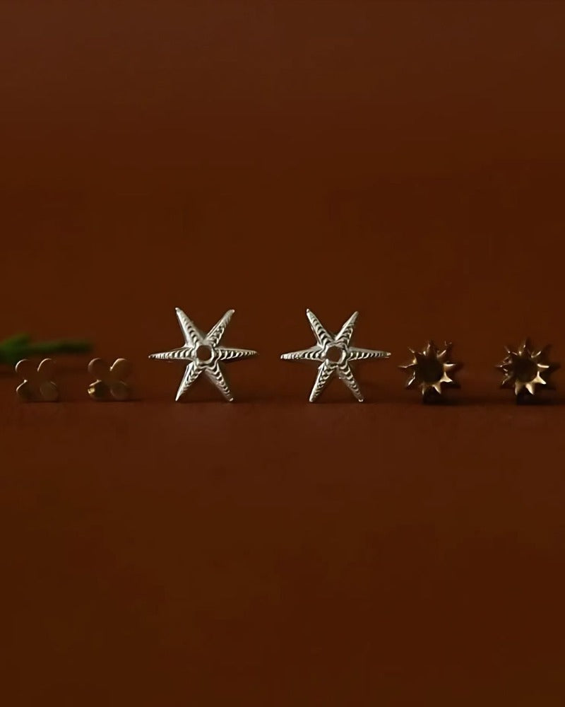 STAR EARRINGS