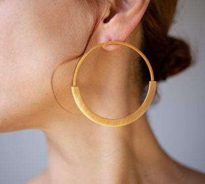 BADA EARRINGS, BRONZE