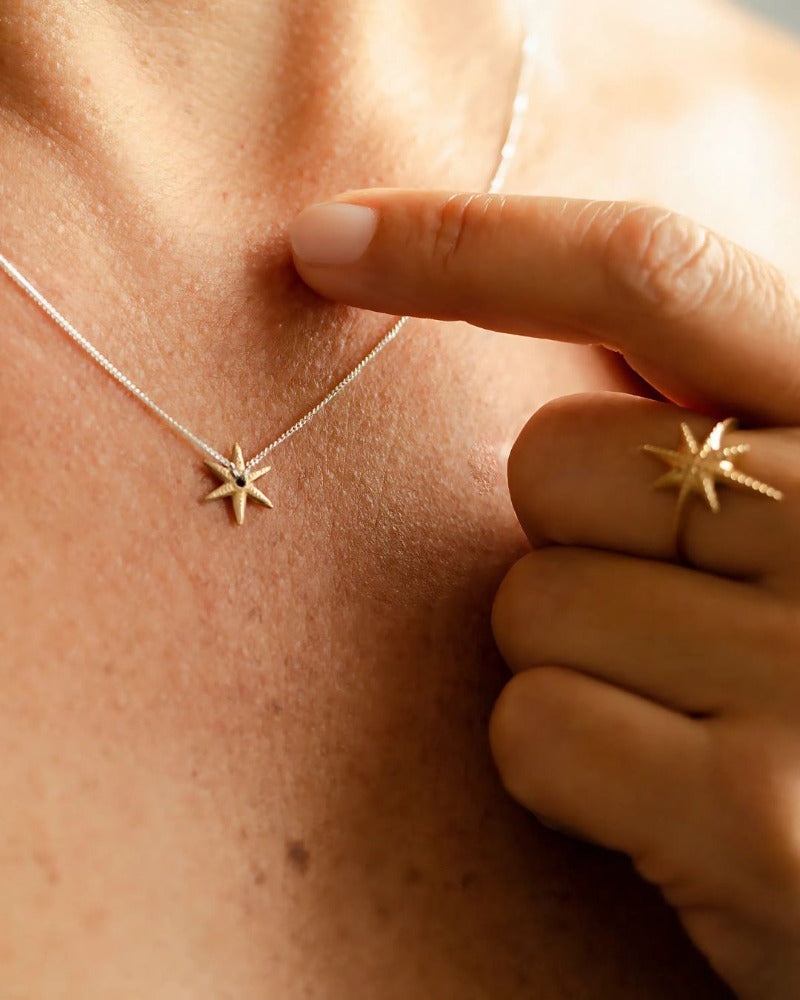 STAR NECKLACE