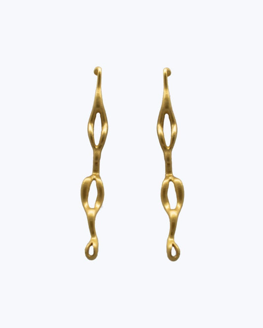 MAGANGUE EARRINGS